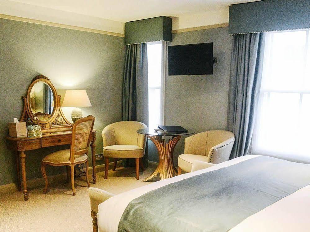 Bull Hotel By Greene King Inns Лонг Мелфорд Экстерьер фото